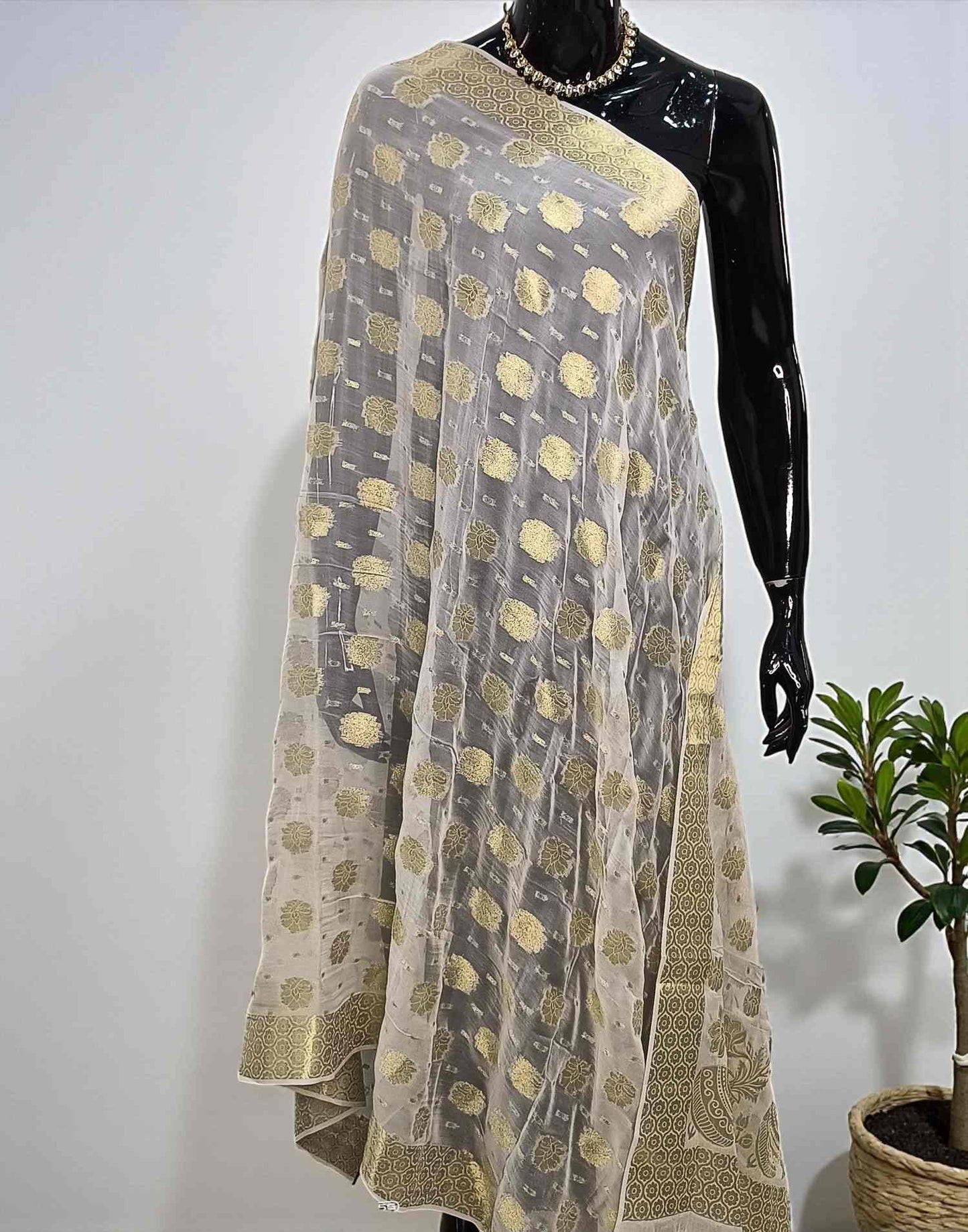 DHAVANI DUPATTA OFF WHITE E6063 260126D - ELENTRA DESIGNS BY NIMI HEINS