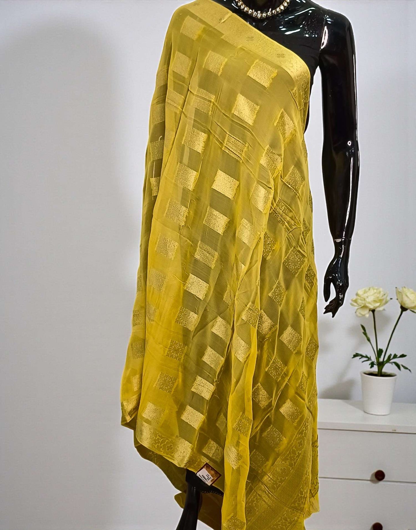 DHAVANI DUPATTA YELLOW E6063 260126D - ELENTRA DESIGNS BY NIMI HEINS
