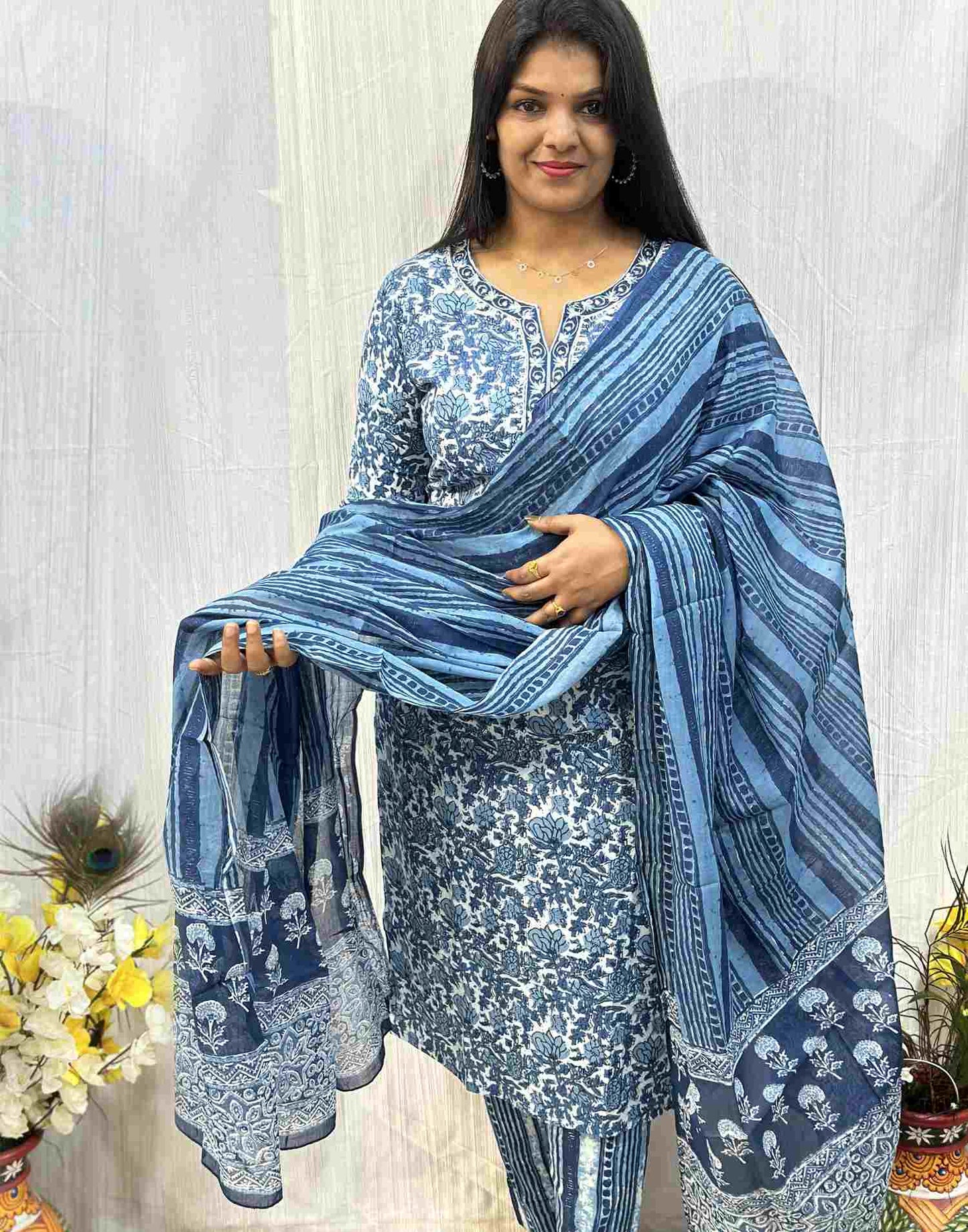 230723 (E2670) - PREMIUM READY TO WEAR - Indigo