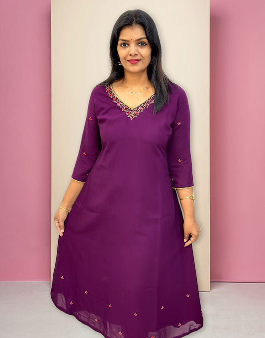 110824A (E4129) OFFER ZONE HANWORKED A-LINE KURTI - Purple