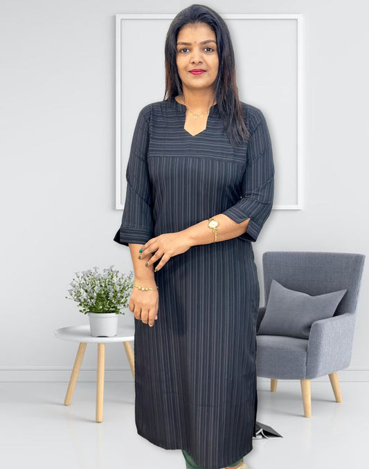 170924D (E4257) OFFER ZONE SLITTED CASUAL KURTI - Black - ELENTRA DESIGNS BY NIMI HEINS