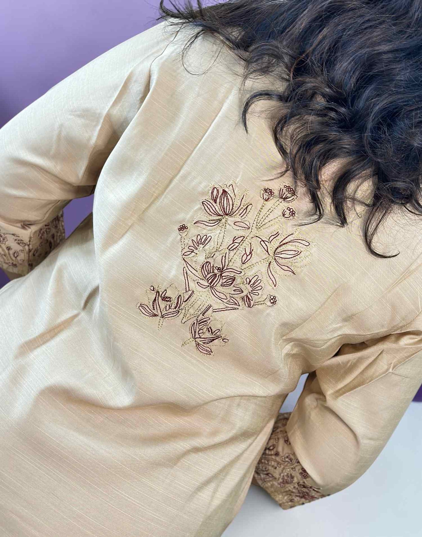 KURTIS EMBROIDERY CREAM E7113 120726EK - ELENTRA DESIGNS BY NIMI HEINS