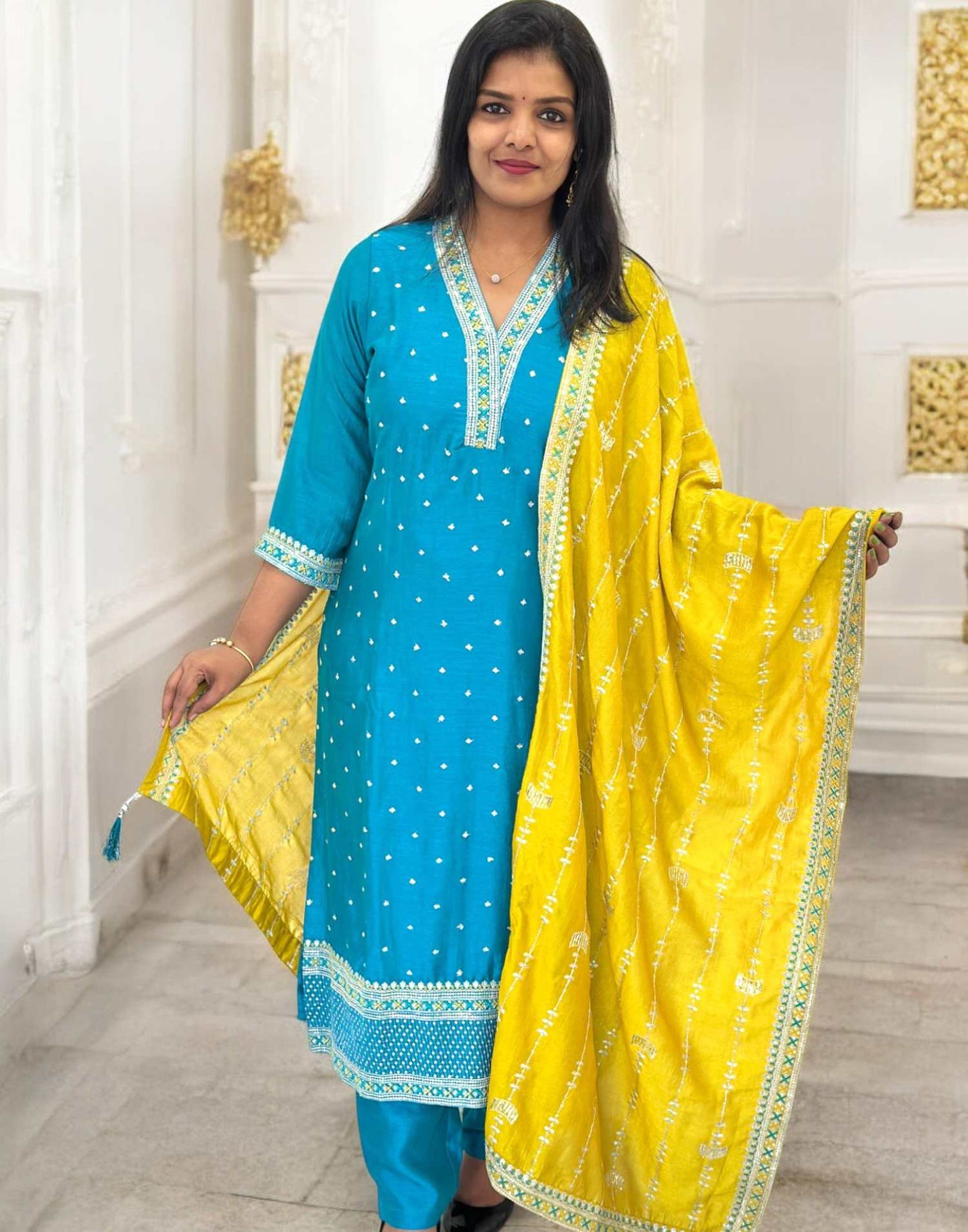 010425Y (E5466) READY TO WEAR - Turquoise Blue