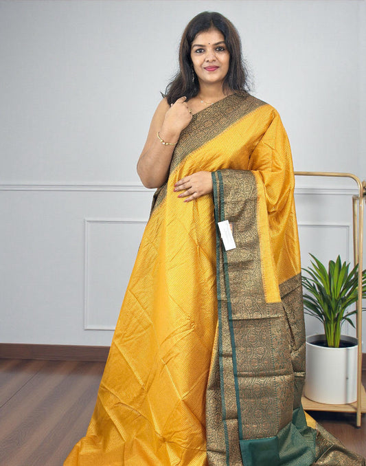 121225S (E6652) CHECK WOVEN SAREE - Yellow n Dark Green