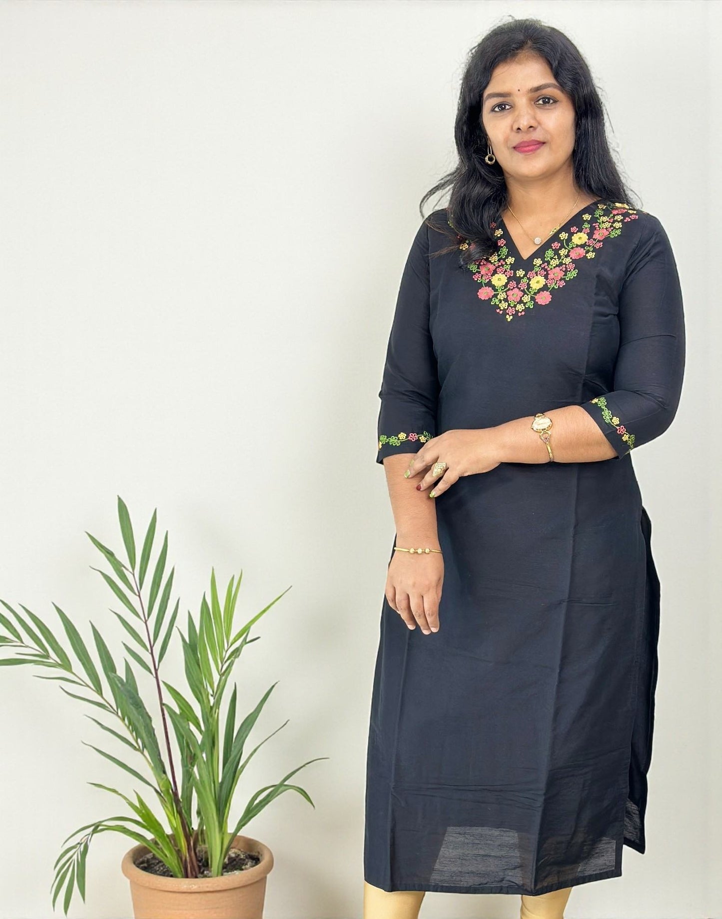 051125EK (E6609) EMBROIDERY KURTI - Black