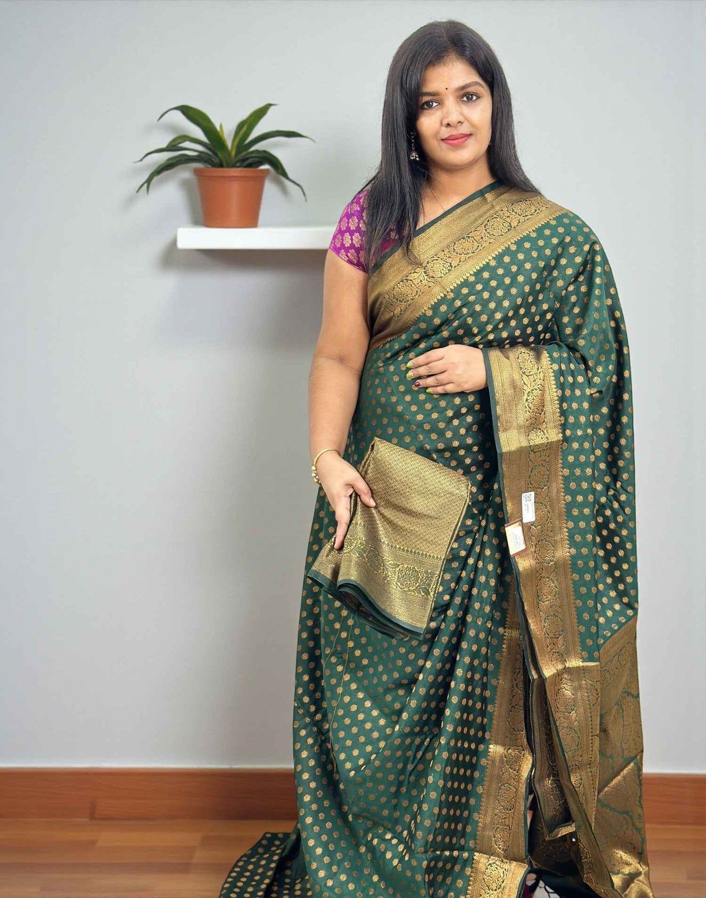 271025S (E6590) SEMI BANARASI SAREE - Dark Green