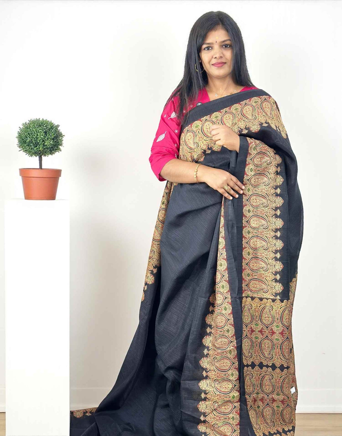 031025S (E6530) SEMI JUTE SAREE - Black