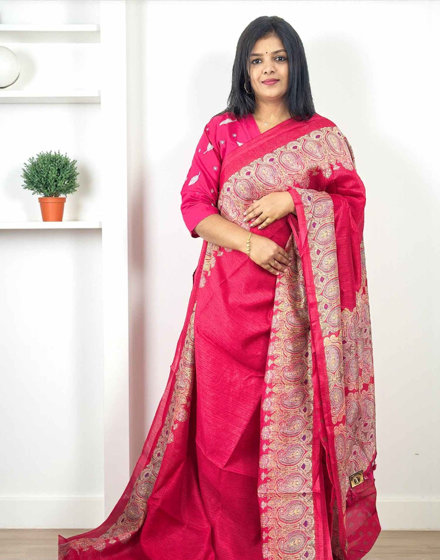 031025S (E6530) SEMI JUTE SAREE - Rani Pink