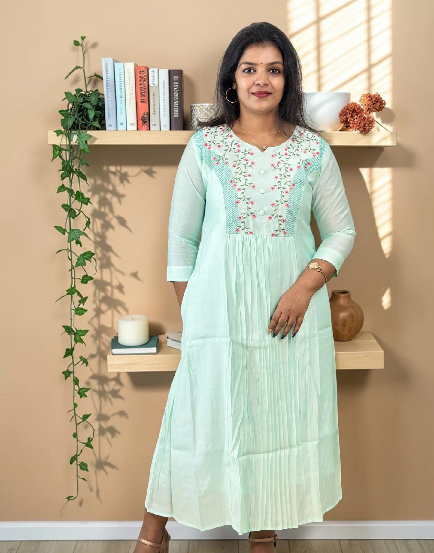 A-LINE EMBROIDERY KURTI PASTEL GREEN E7336 011026AK - ELENTRA DESIGNS BY NIMI HEINS