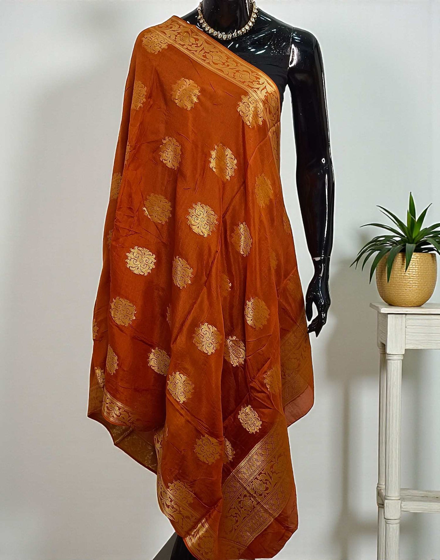 DHAVANI DUPATTA RUST E6063 260126D - ELENTRA DESIGNS BY NIMI HEINS