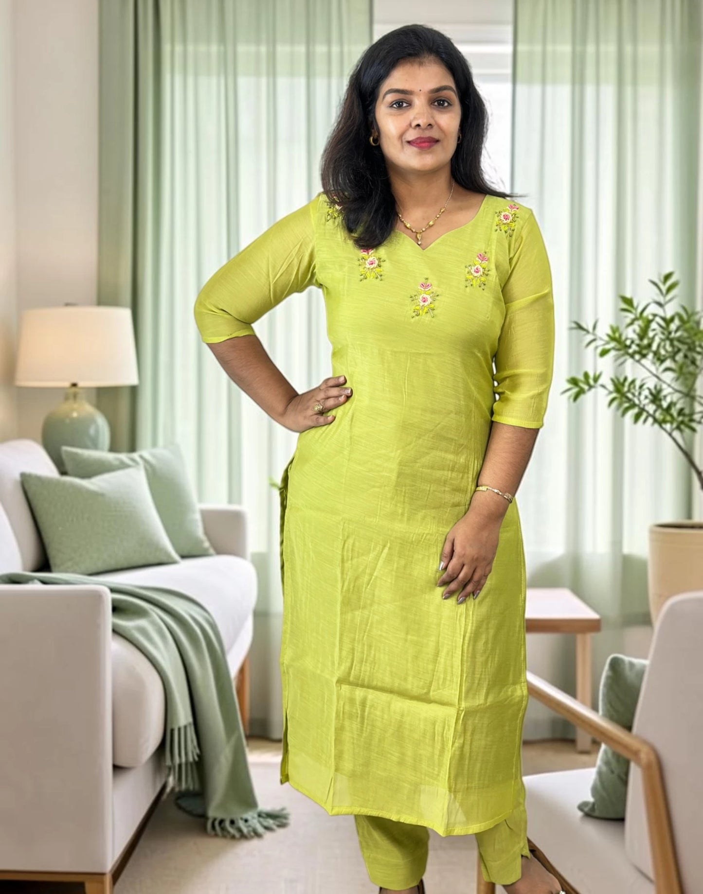 KURTI SET PARROT GREEN E7280 300826KS
