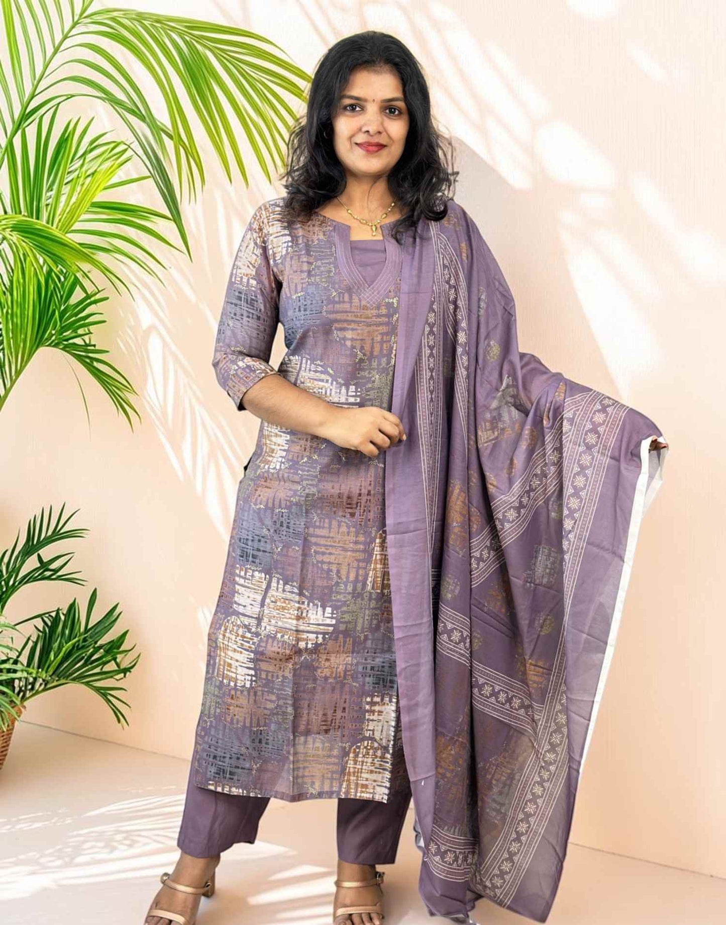READY TO WEAR DUSTY GRAPE E7295 140926RW