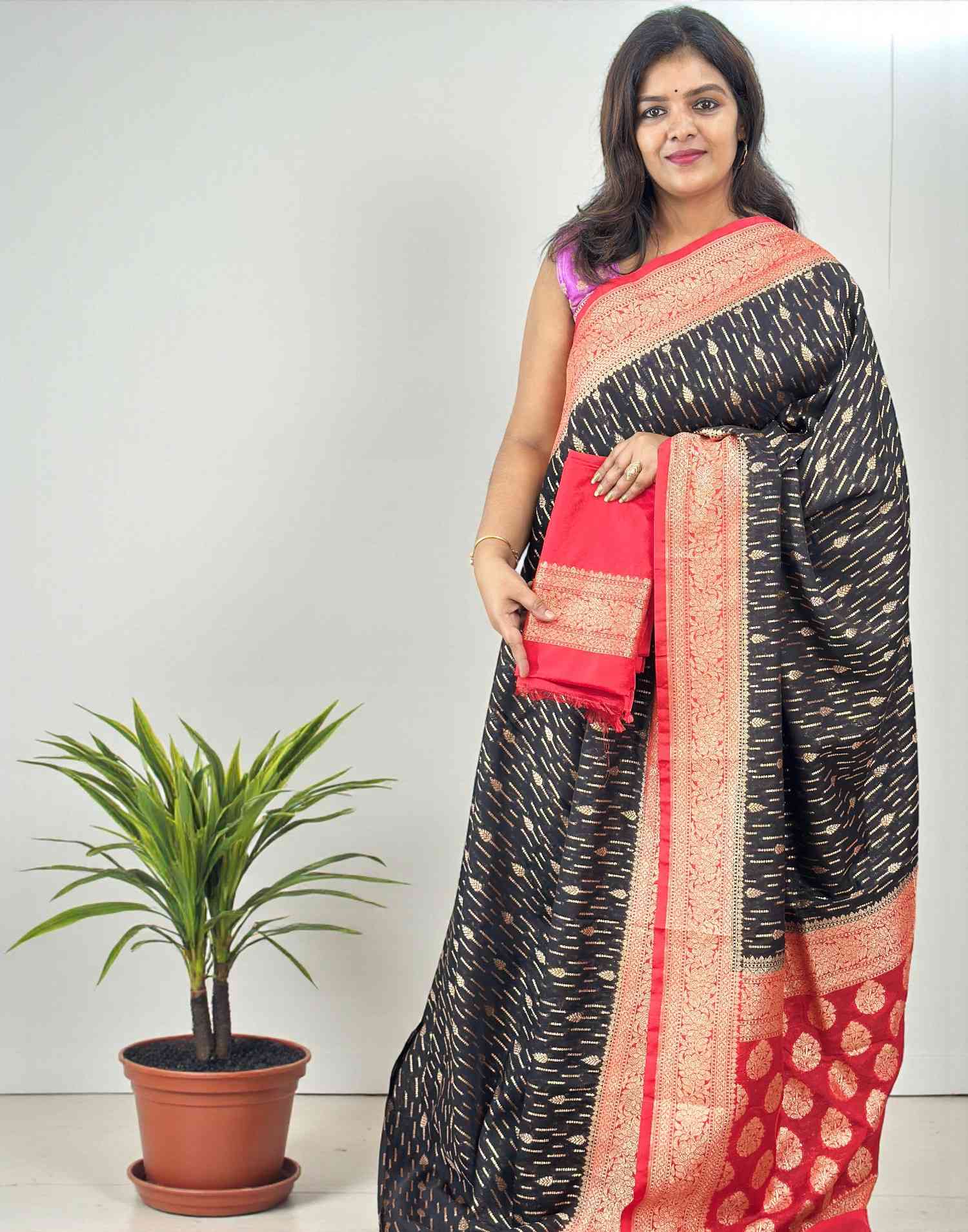 DYEABLE KATAN SAREE BLACK n RED  E6696 250126S - ELENTRA DESIGNS BY NIMI HEINS