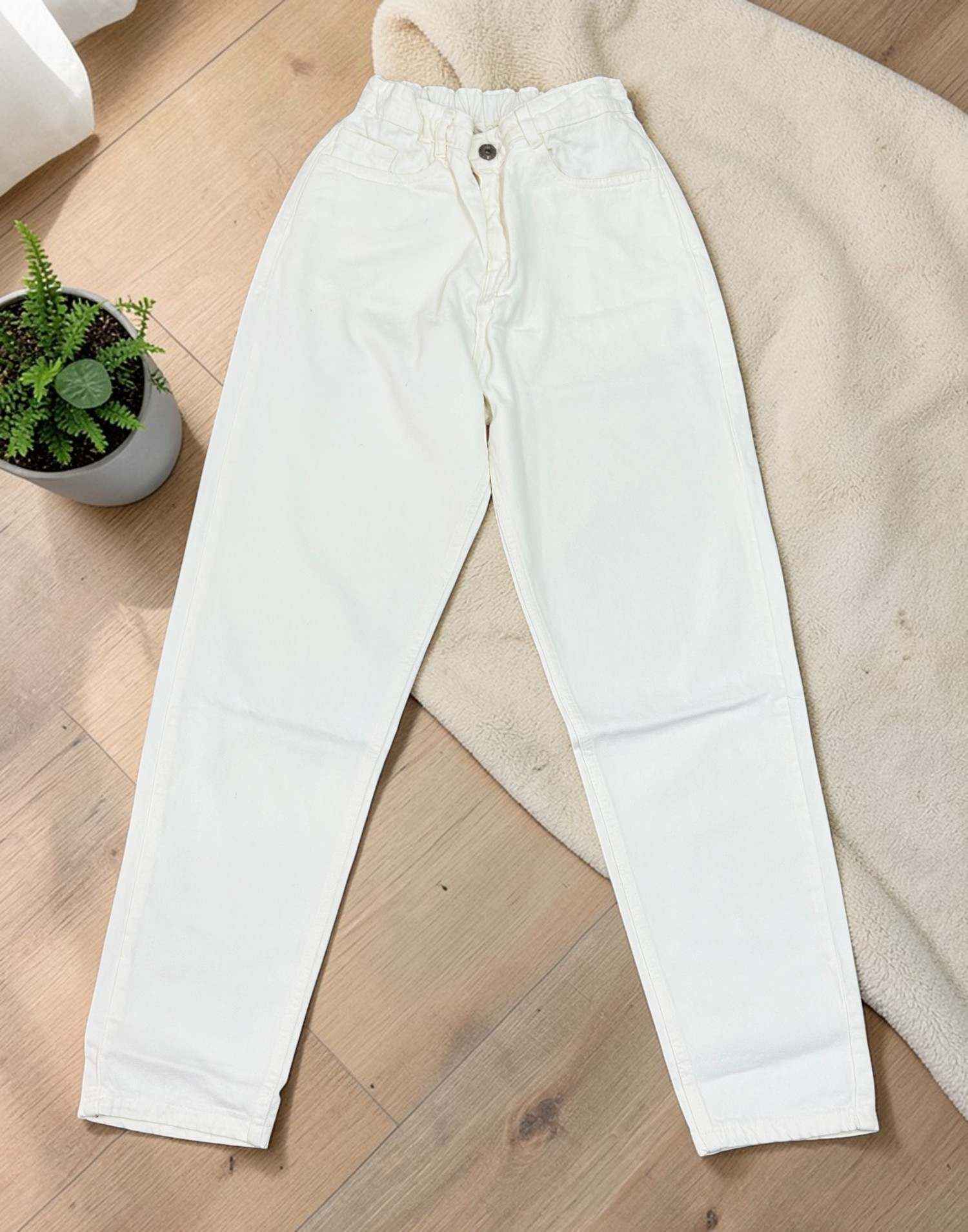 MOM FIT JEANS MILKY WHITE E6819 150326MJ - ELENTRA DESIGNS BY NIMI HEINS