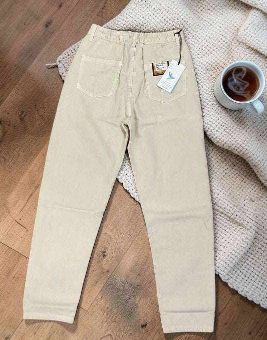 MOM FIT JEANS BEIGE E6819 150326MJ - ELENTRA DESIGNS BY NIMI HEINS