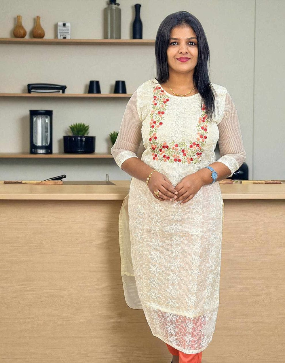 KURTIS OFF WHITE RED FLOWER E6323 300626EK - ELENTRA DESIGNS BY NIMI HEINS