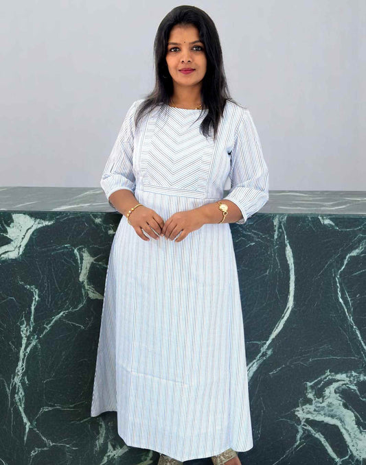 070525V (E6068) NEW ARRIVAL - White