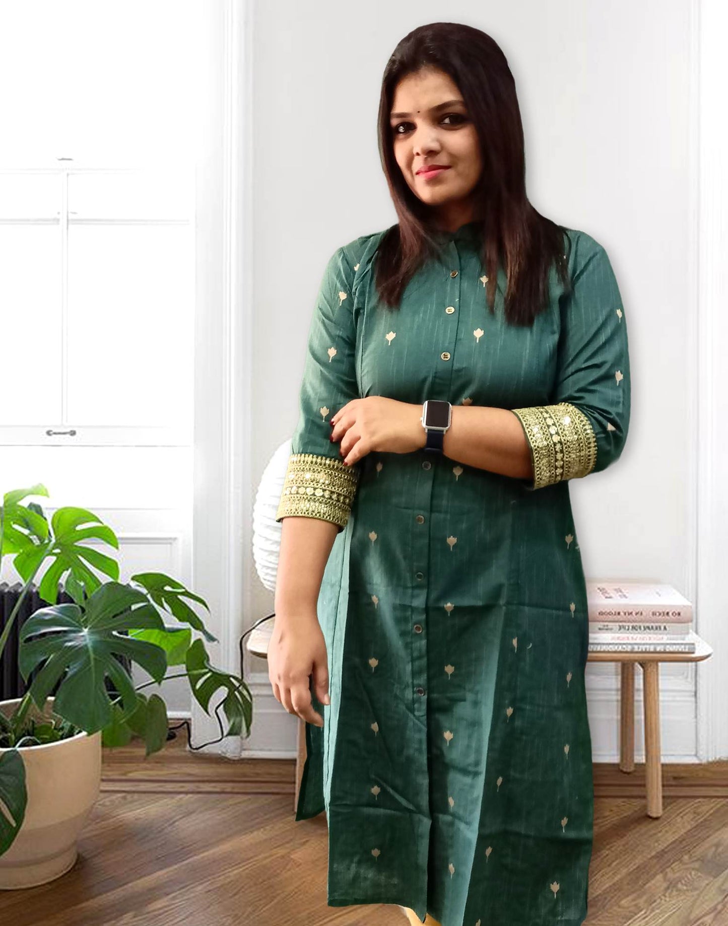 310724B (B4U1540) OFFER ZONE COLLAR A-LINE KURTI - Green