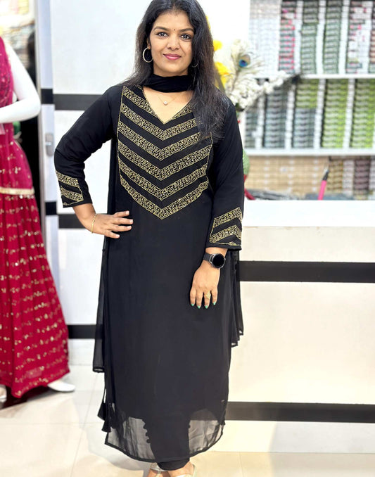 280624 HANDWORKED READY TO WEAR - Black