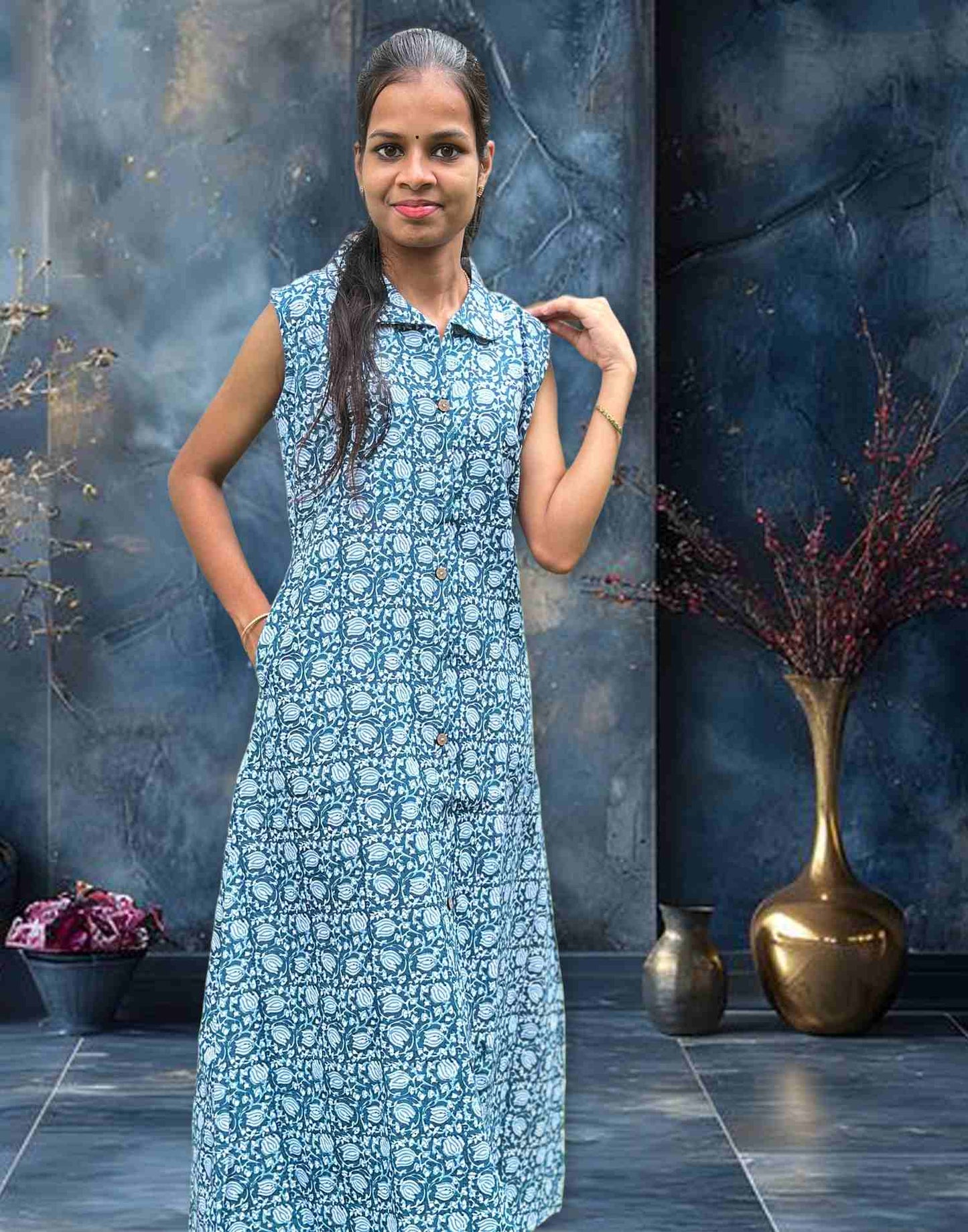 221124C (E4327) BUDGET BUY A-LINE KURTI - Peacock Blue