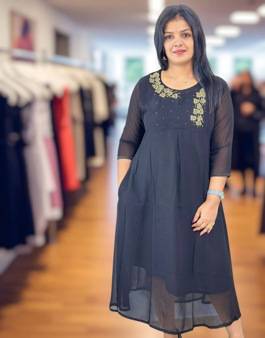 260825HK (E6407) GEORGETTE A-LINE KURTI - Black