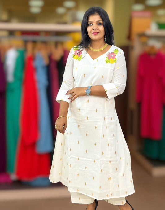 240825EK (E6416) ONAM SPECIAL CO-ORD SET - Onion