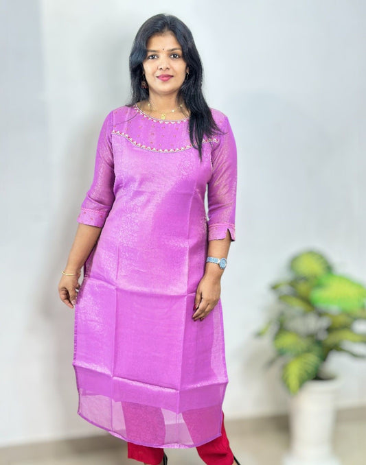 240825EK (E6395) EMBROIDERY KURTI - Lavender