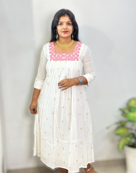 240825EK (E6415) ONAM SPECIAL DRESS KURTI - Pink