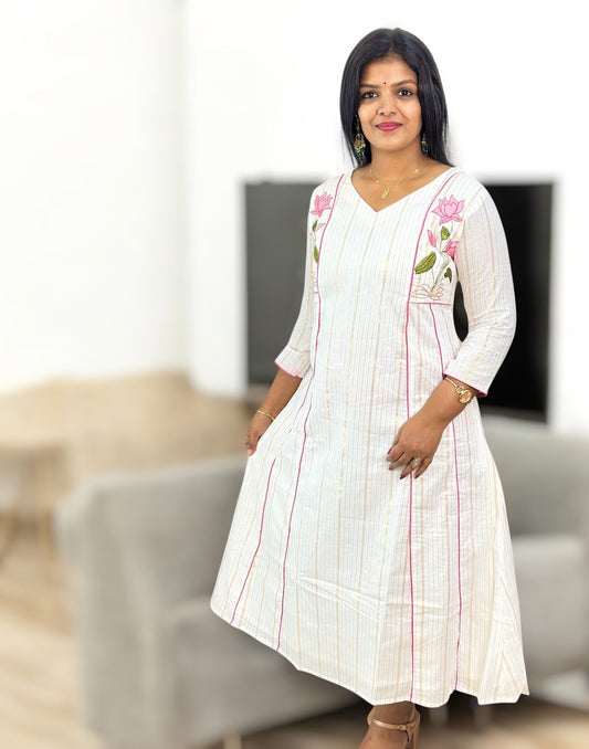 300825EK (E6389) ONAM SPECIAL EMBROIDERY A-LINE KURTI - Lotus Pink