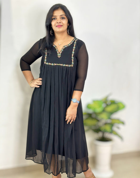 131125EK (E6573) GEORGETTE A-LINE KURTI - Black