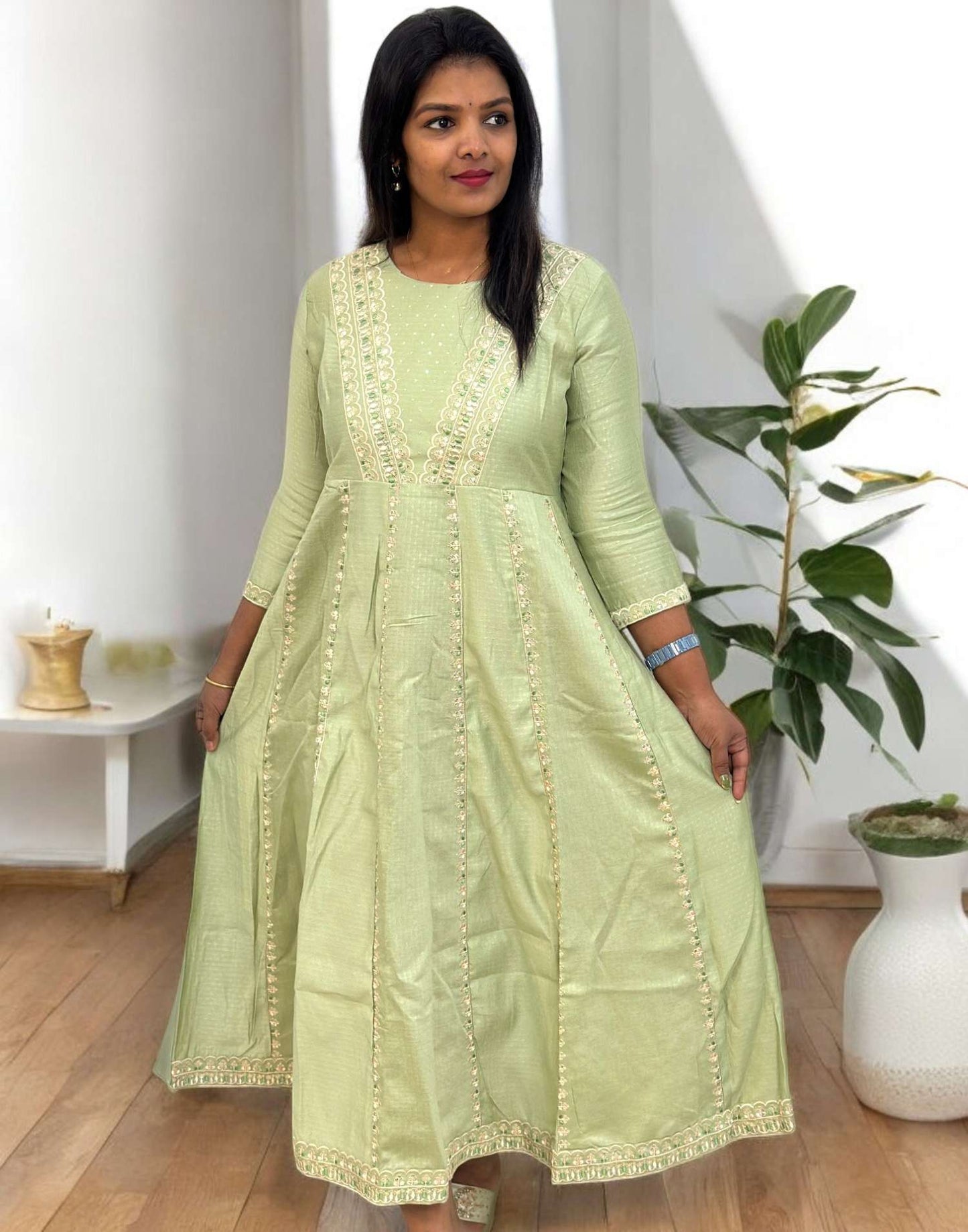 200225T (E5337) ANARKALI KURTI - Pista Green