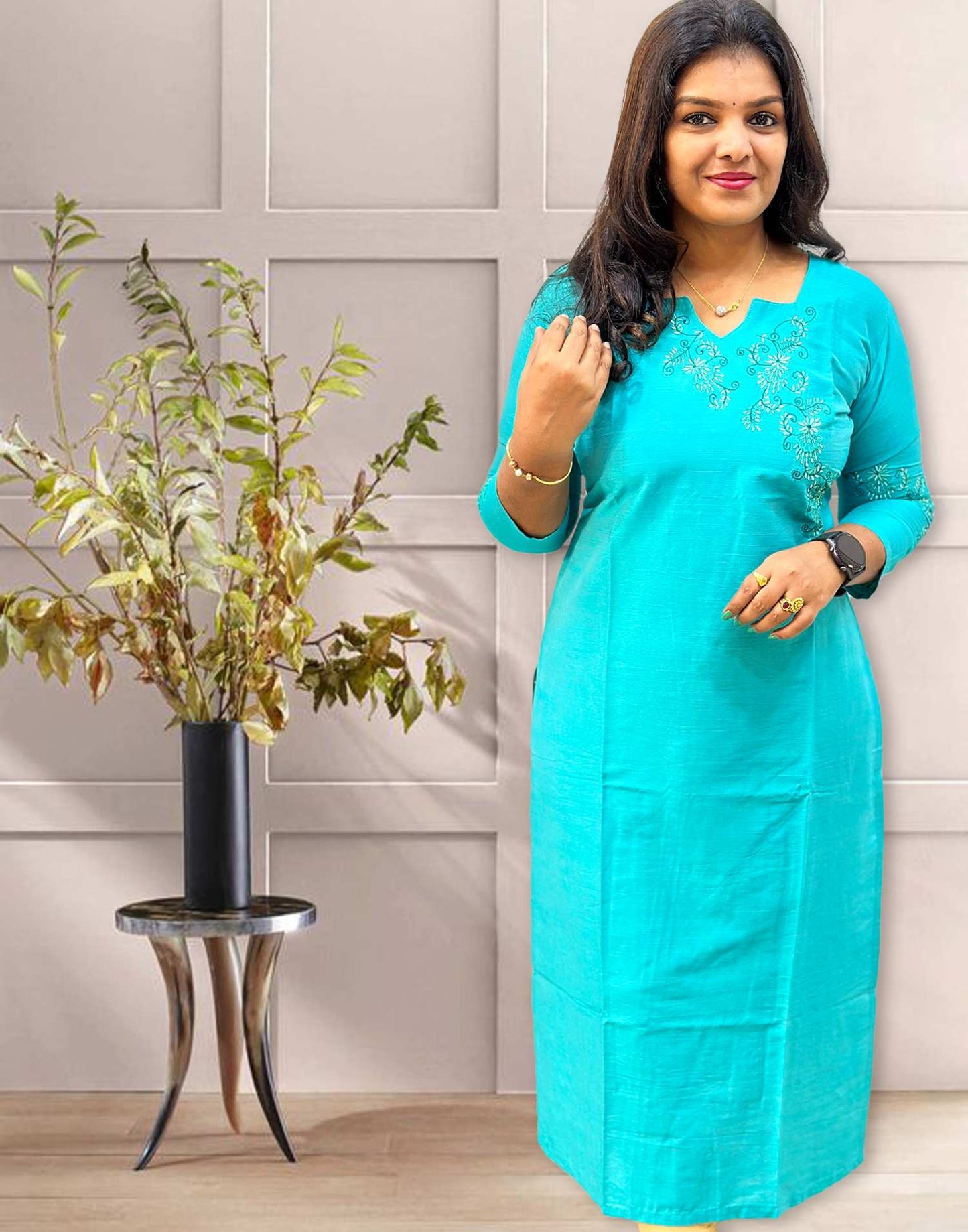 160724 (E2994) OFFER ZONE EMBROIDERY KURTI - Shamrock Green