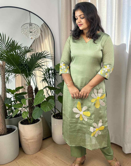 CO-ORD SET GREEN 300626CS - ELENTRA DESIGNS BY NIMI HEINS