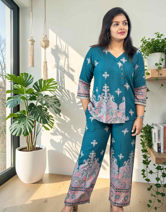 SHORT CO-ORD SET RAMA GREEN E7131 150726CS - ELENTRA DESIGNS BY NIMI HEINS