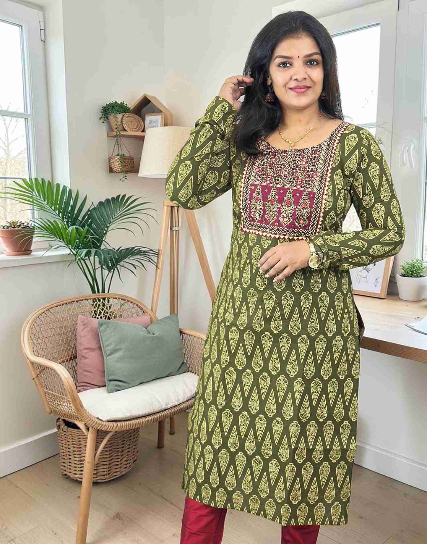 KURTIS HANWORK GREEN E7145 180726HK