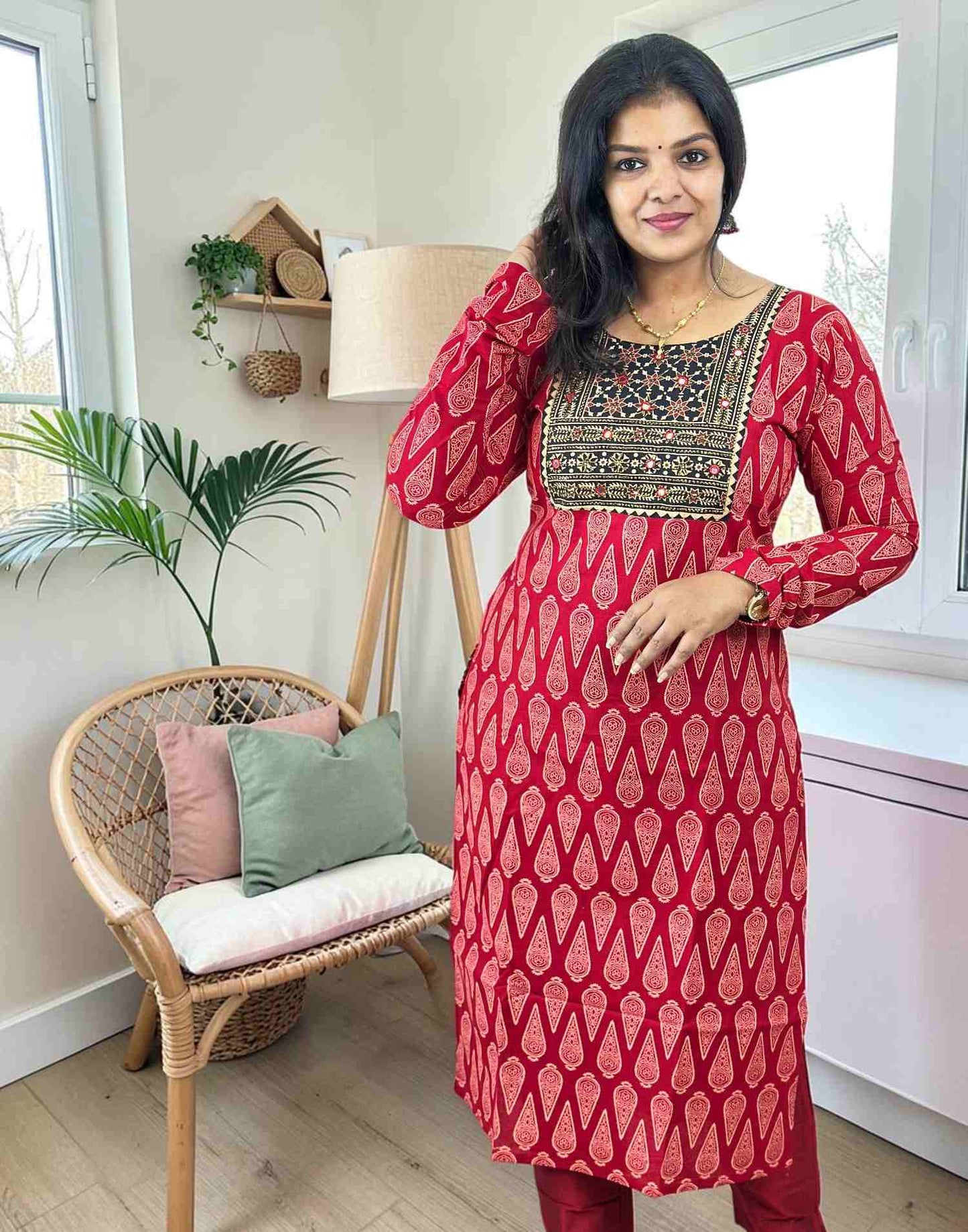 KURTIS HANWORK RED E7145 180726HK