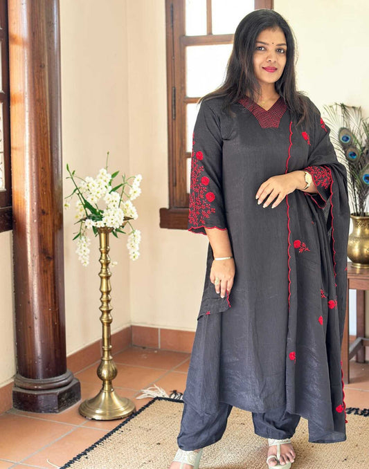 READY TO WEAR BLACK E7156 280726RW - ELENTRA DESIGNS BY NIMI HEINS