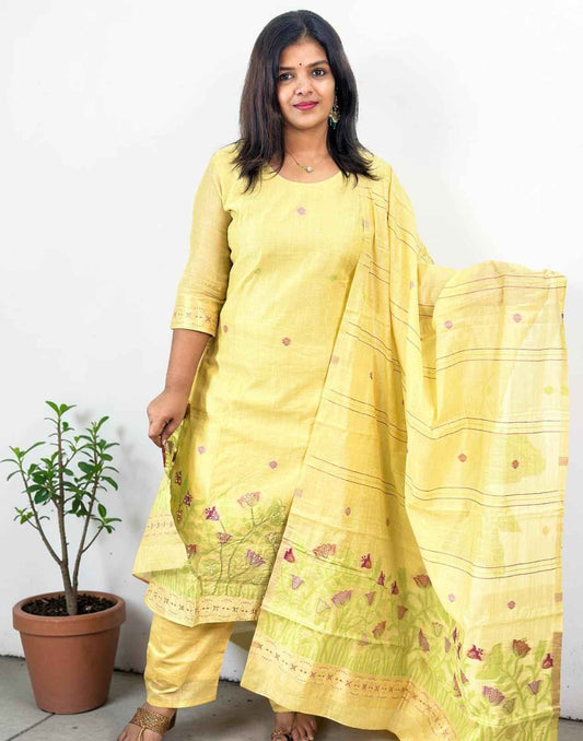 READY TO WEAR PALE YELLOW E6919 290426RW