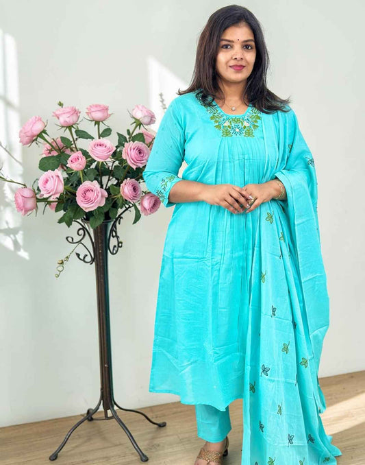 READY TO WEAR SAGE GREEN E6917 040526RW