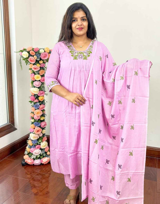 READY TO WEAR LILAC E6917 040526RW