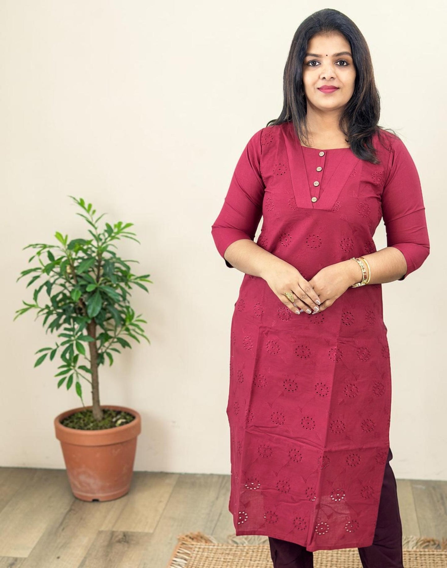 KURTIS MAROON E6959 060526K - ELENTRA DESIGNS BY NIMI HEINS