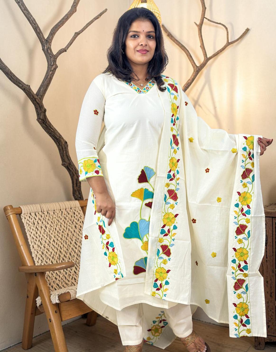 READY TO WEAR OFF WHITE E6945 240526RW - ELENTRA DESIGNS BY NIMI HEINS