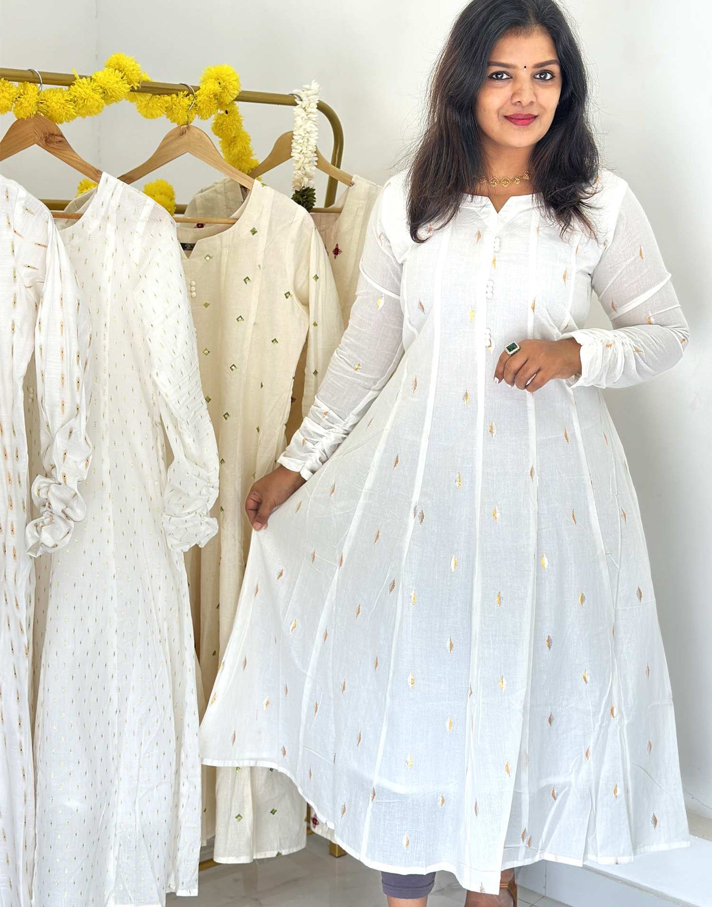 KURTIS PANEL CUT ANARKALI OFF WHITE 2 220726PA