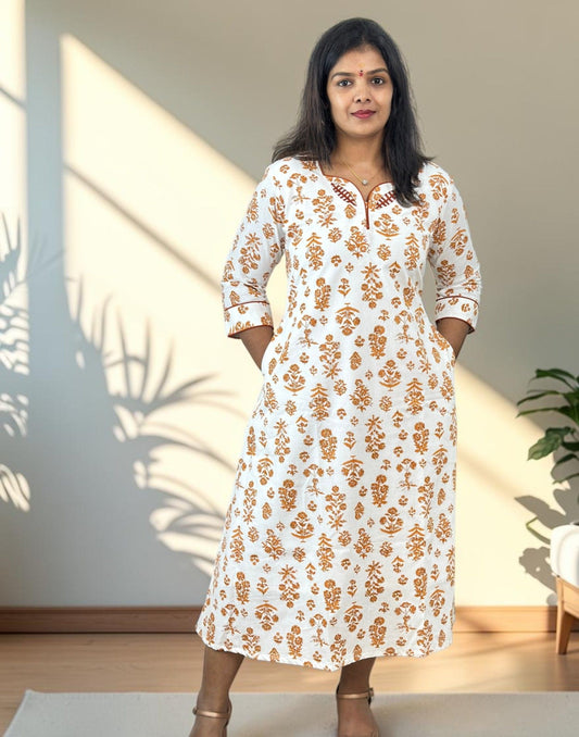A-LINE KURTIS WHITE n RUST E7325 210926AK - ELENTRA DESIGNS BY NIMI HEINS