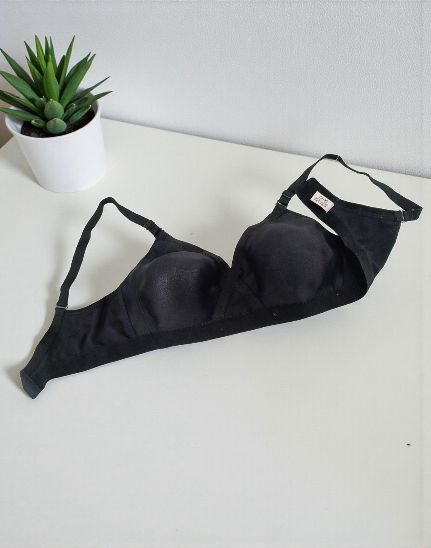 151225BR (E6658) POOJA RAGINI NON PADDED BRA - Black 1