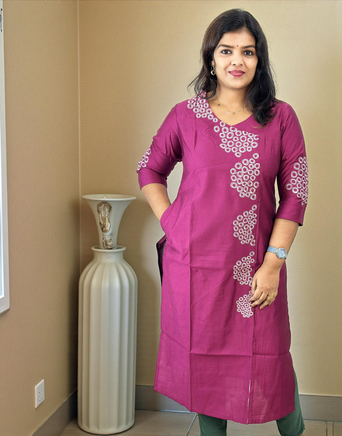 211225EK (E6668) EMBROIDERY KURTI - Dusty Wine