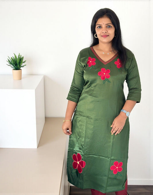 161025EK (E6579) APLIC WORK WITH EMBROIDERY KURTI - Dark Green